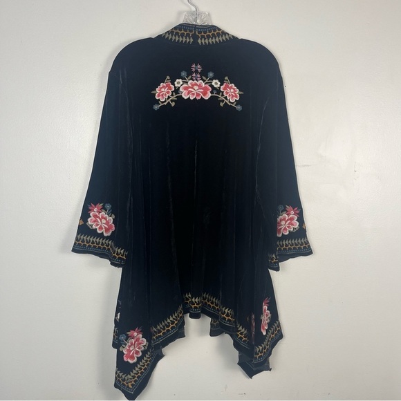 Paparazzi Black Velvet Embroidered Cardigan Kimono size xl - Picture 6 of 7